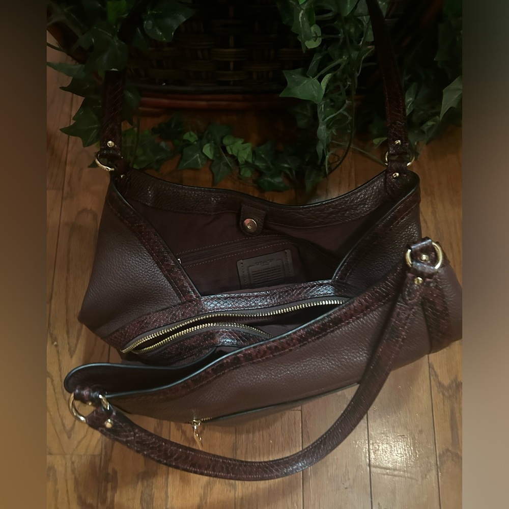 Coach Dark Brown Leather Hobo Tote with Gold Hardware - Picture 8 of 11
